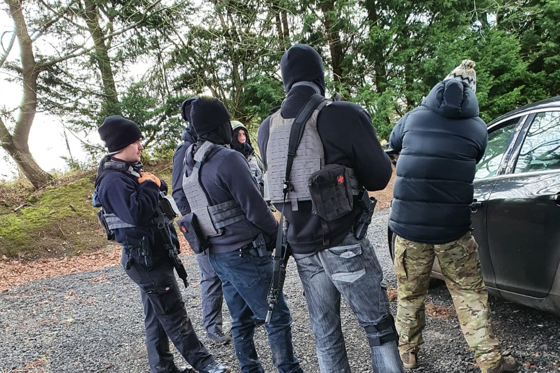 Instructor briefing before a scenario